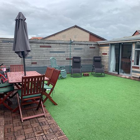 Family Holiday Home 黑潭 外观 照片
