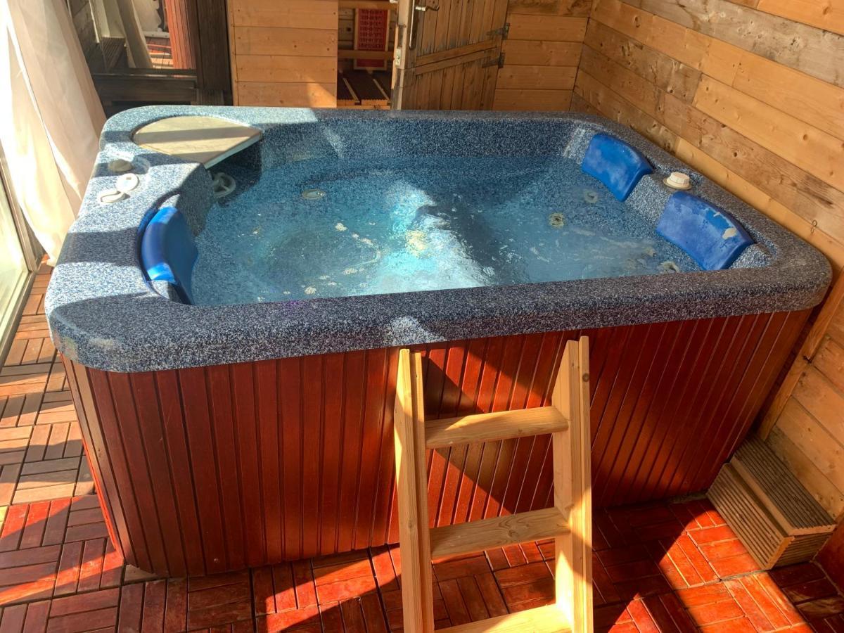 Family Holiday Home 黑潭 外观 照片